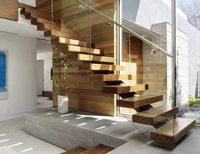 Лестница на одинарном косоуре из металла