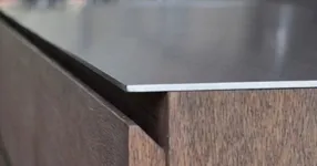Столешница из листа стали до 6 мм толщиной