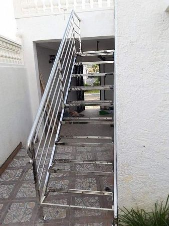 Лестницы из нержавеющей стали в Нижнем Новгороде - пример выполнения