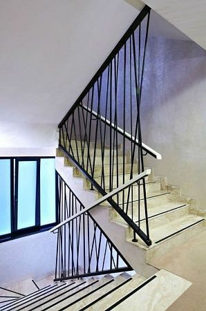 Ограждения для лестниц, перила из металла в Новосибирске - пример выполнения