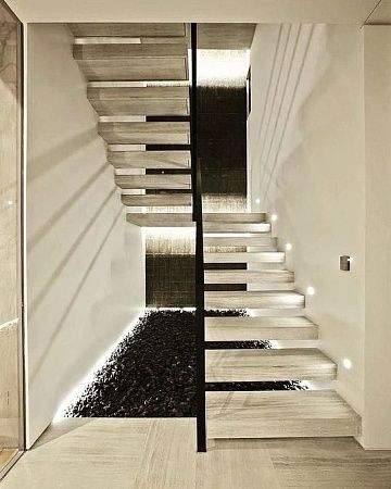 П-образные металлические лестницы в Казани - пример выполнения