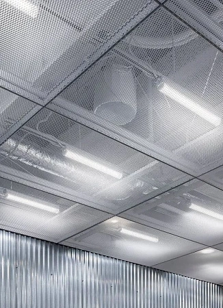 Подвесной металлический потолок в Москве - пример выполнения