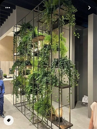 Торговые металлические стеллажи в Саратове - пример выполнения