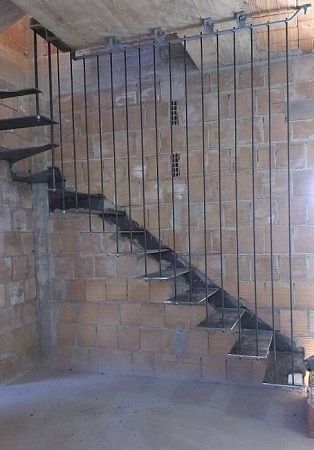 Консольный каркас в Казани - пример выполнения