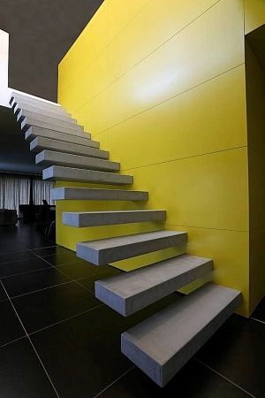 Отделка лестниц микробетоном в Самаре - пример выполнения