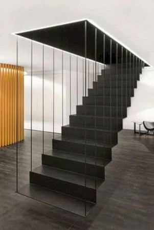 Зеркальные лестницы в Москве - пример выполнения