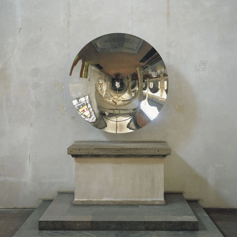 Круглое дизайнерское зеркало из нержавейки на заказ