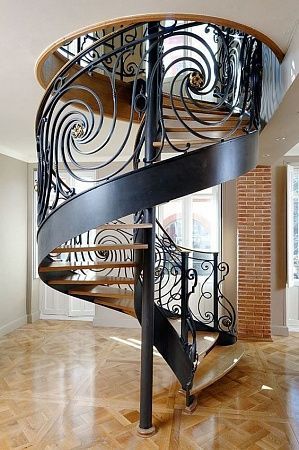 Кованые ограждения для лестниц, перила в Санкт-Петербурге - пример выполнения