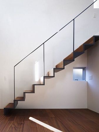 Зеркальные лестницы в Москве - пример выполнения