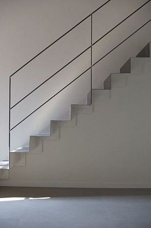 Зеркальные лестницы в Москве - пример выполнения