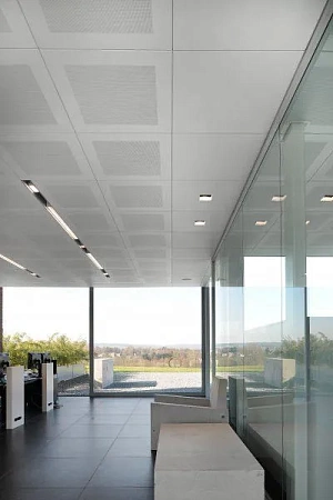 Кассетный подвесной потолок в Москве - пример выполнения