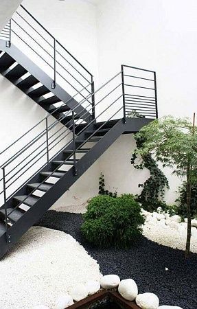 Уличные металлические лестницы в Новосибирске - пример выполнения