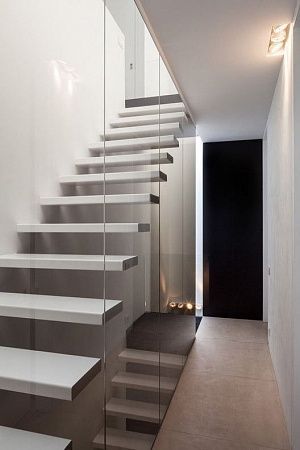 Консольные, парящие лестницы в Самаре - пример выполнения