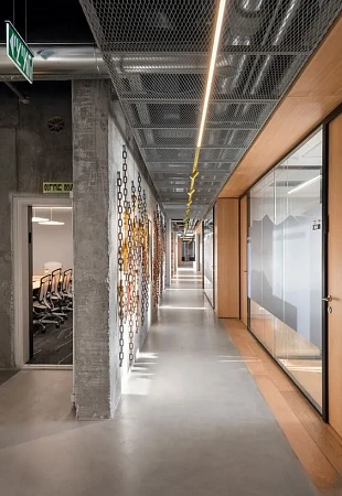 Подвесной металлический потолок в Москве - пример выполнения