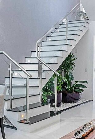Ограждения для лестниц, перила из нержавейки - пример выполнения