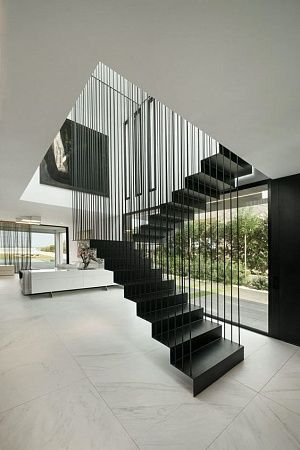 П-образные металлические лестницы в Казани - пример выполнения