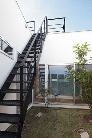 Уличные металлические лестницы в Новосибирске - пример выполнения