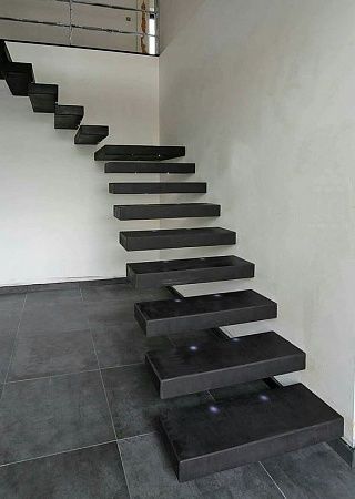 Отделка лестниц микробетоном в Самаре - пример выполнения