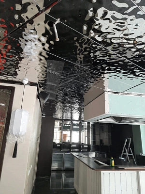 Пример потолка Водная рябь