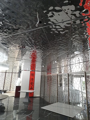 Пример потолка Водная рябь