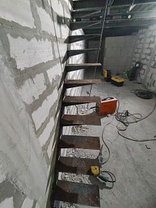 Пример консольной лестницы